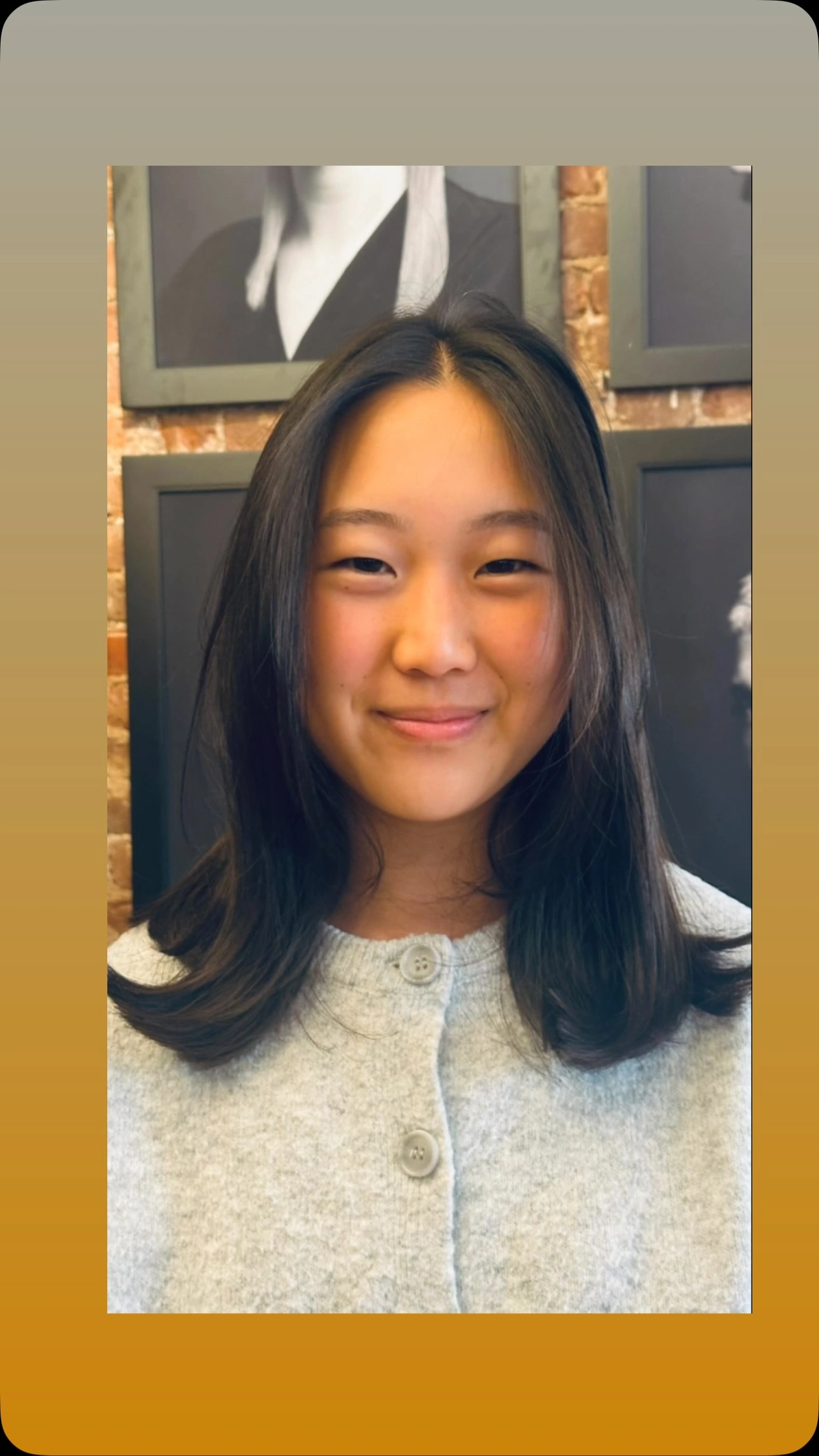 Client with a sleek, face framing clavicut